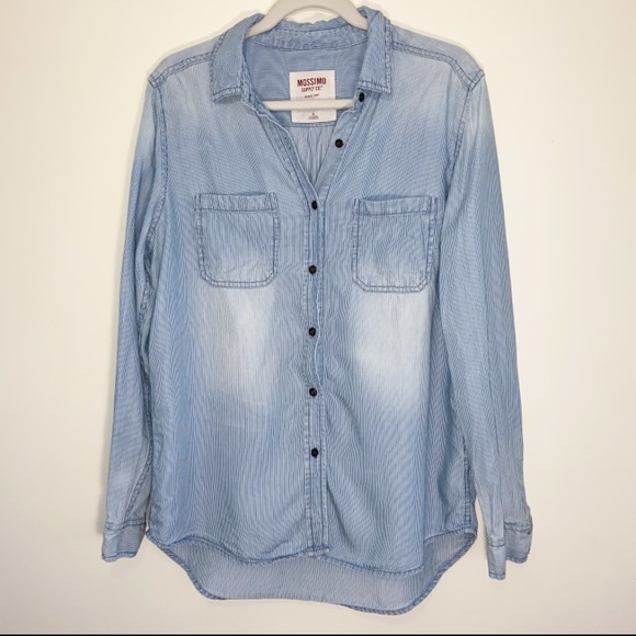 Mossimo Supply Co. Tops - Missimo supply Co boyfriend jean button up